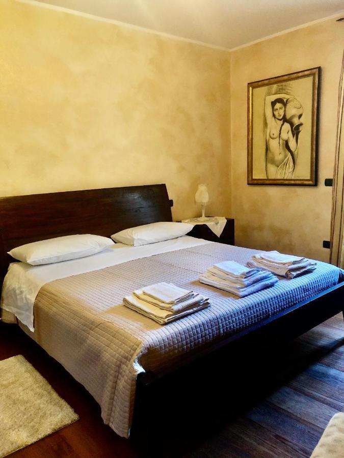 La Casolicchia Di Arona Bagian luar foto